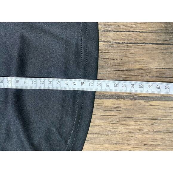 Real Madrid | Men’s Medium Retro Long-Sleeve Jersey - Picture 5 of 7